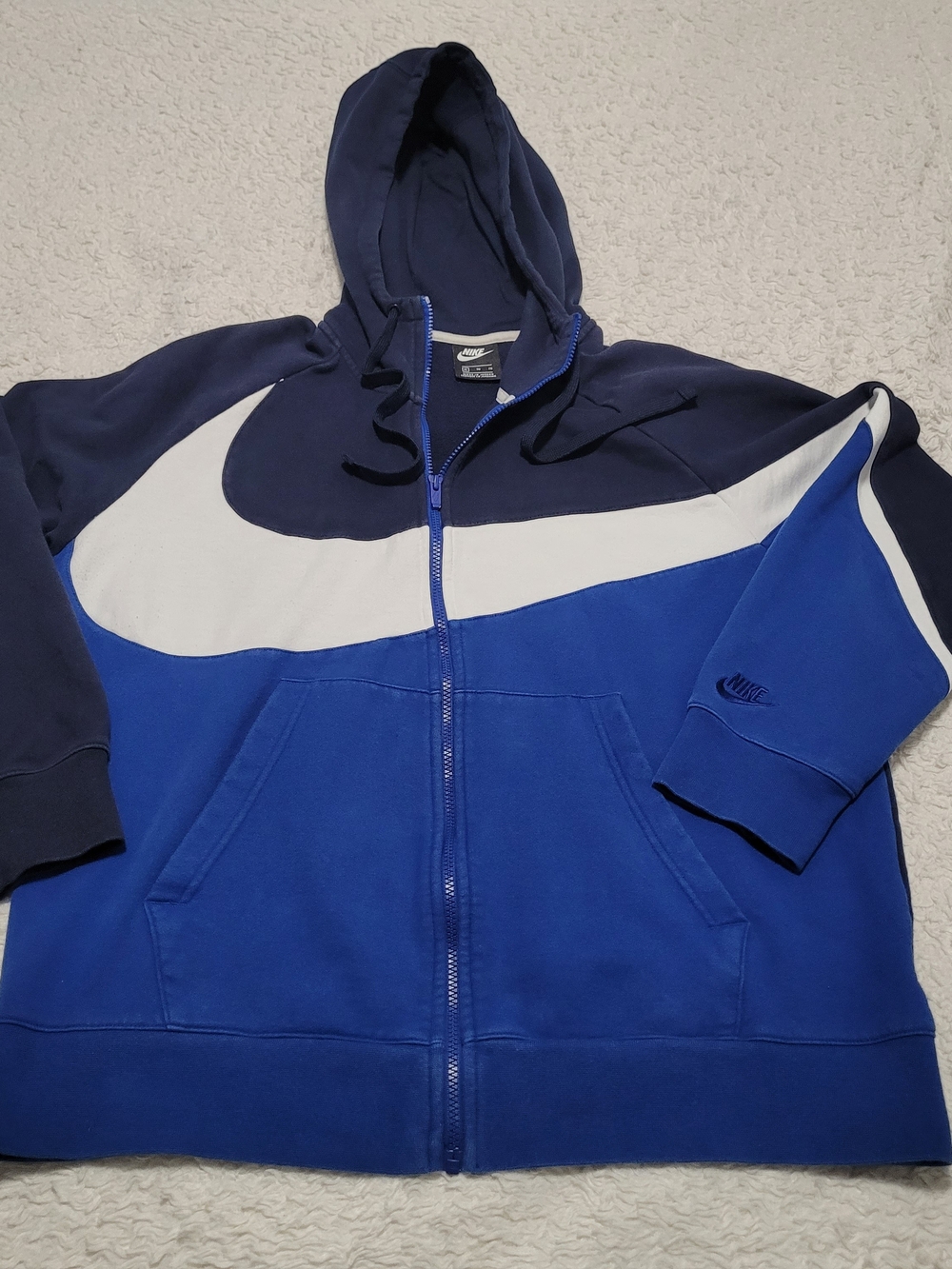 Nike Men’s Blue and Navy Full-Zip Hoodie Jacket Swoosh Size XL